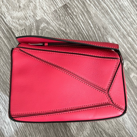 Loewe Handbags - Loewe Hot Pink Mini Puzzle Crossbody Bag
